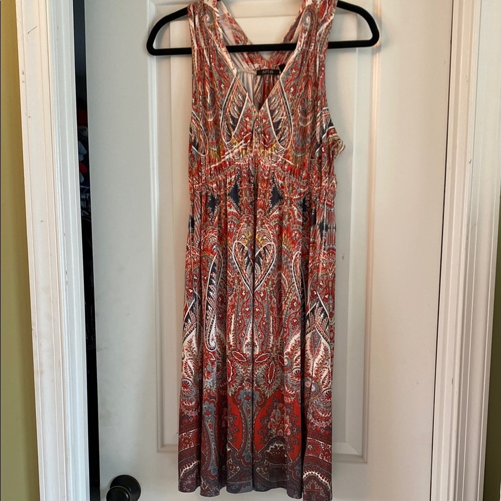 Paisley Print Sleeveless Dress - Red and Black